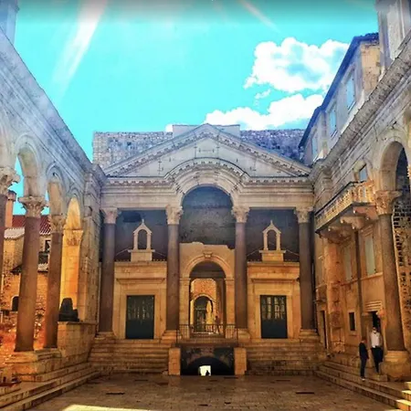 Apartment Sea View Znjan *