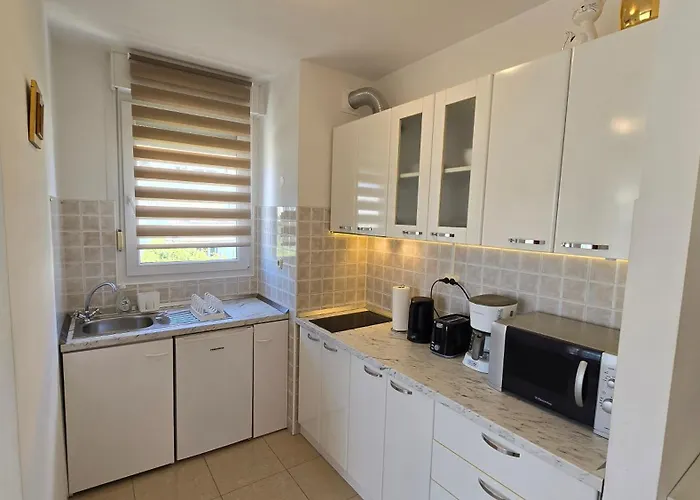 Daire Sea View Znjan